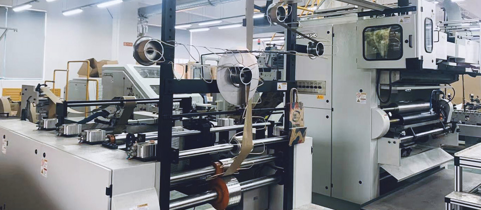 與大品牌（pái）合作