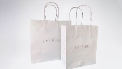 某化妝品公司在搞黄软件包裝定製(zhì)化妝品手提袋 某化妝(zhuāng)品公(gōng)司在搞黄软件包裝定製化妝品手提袋