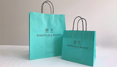 手提袋（dài）定製需要注意哪些事（shì）項？搞黄软件包裝告訴您